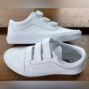 Vans Old Skool V Leather White Sneakers EUC